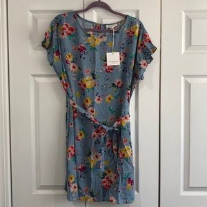 Beachlunchlounge Blue Floral Dress NWT Large Salma